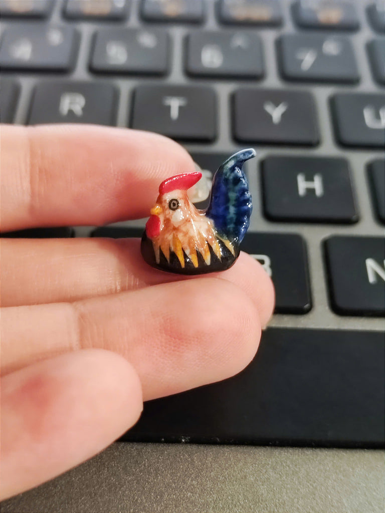 Rooster Figurine Ceramic Chicken, Hen & Chicks Miniature Farm Animal Collectible – Hand-Painted Porcelain Pottery Gift & Decor Collectible Animals Decoration Items Decor Gift