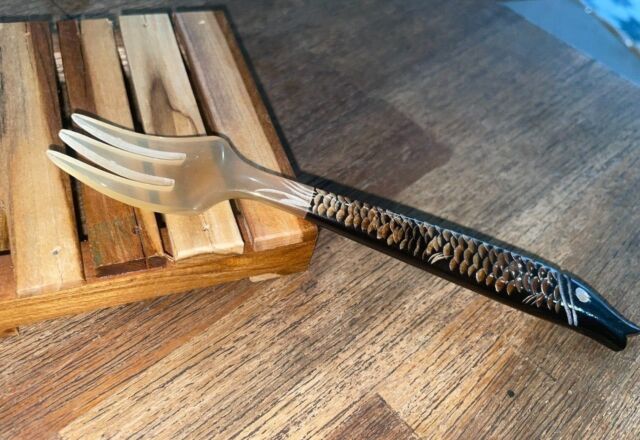 Handcrafted Natural Unique Vietnamese Buffalo Horn Fork Honey White Mix Color