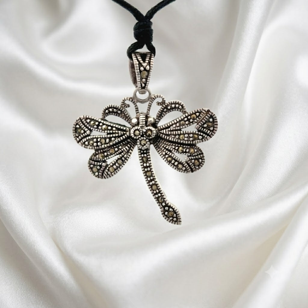 New Dragonfly Silver Pewter Charm Necklace Pendant Jewelry With Cotton Cord