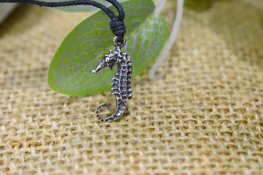 Sea Horse Handmade 92.5 Sterling Silver Pewter Brass Necklace Pendant Jewelry