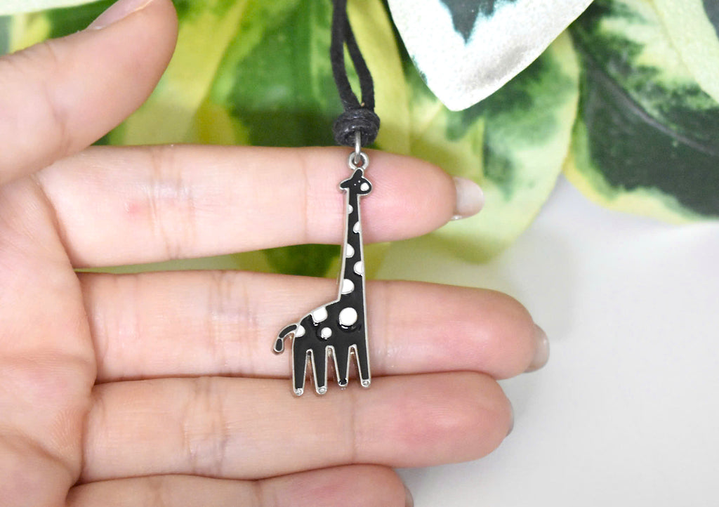 Adorable Black & White Giraffe Pewter Charm Necklace Pendant Jewelry