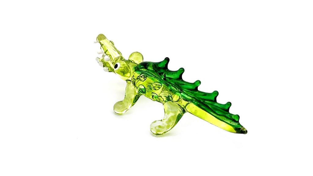 Green Crocodile Blown Glass Figurine Collectible Miniature Garden Decoration