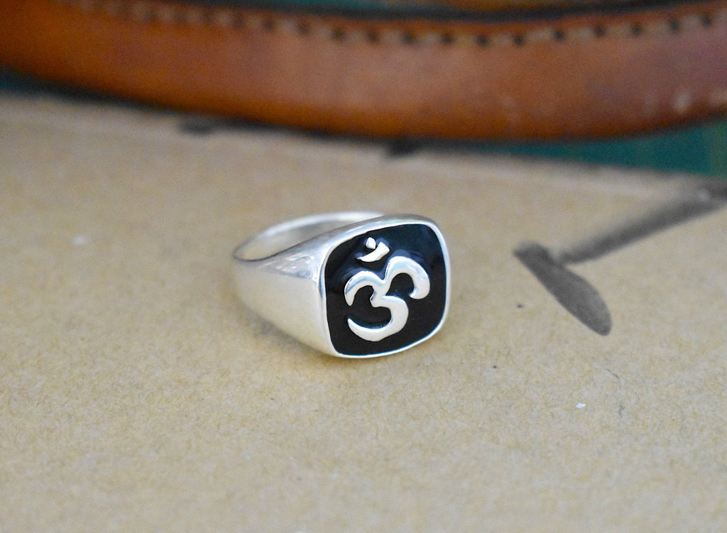 Unique Hindu Aum Om Ohm Word Sterling Silver Ring Jewelry Size 25