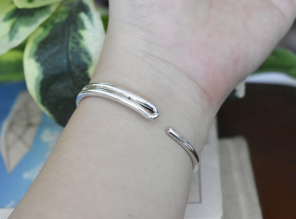 Handmade Fashion Knot Twisted Cuff Bracelet Sterling Silver Bracelet Jewelry