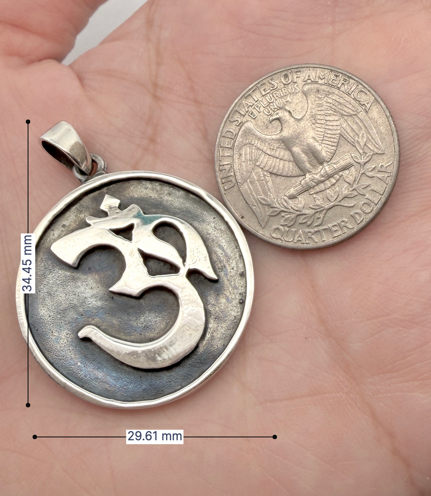 Fashionable Om Ohm Silver Pewter Charm Necklace Pendant Jewelry With Cotton Cord