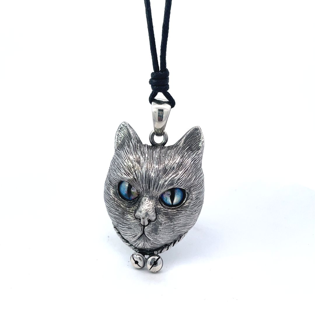 Gorgeous Cat Galaxy Eyes Large Size Sterling Silver Pendant Necklace