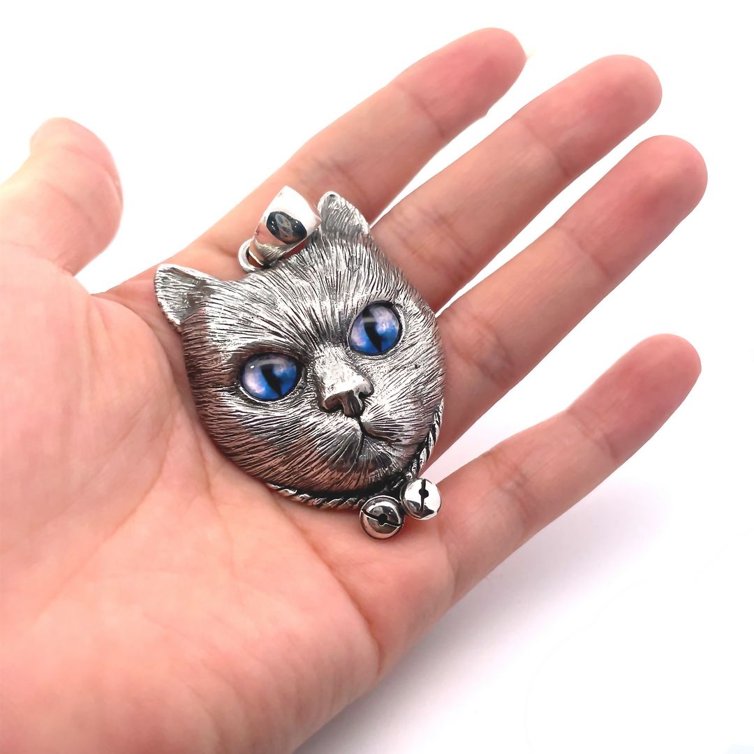 Gorgeous Cat Galaxy Eyes Large Size Sterling Silver Pendant Necklace