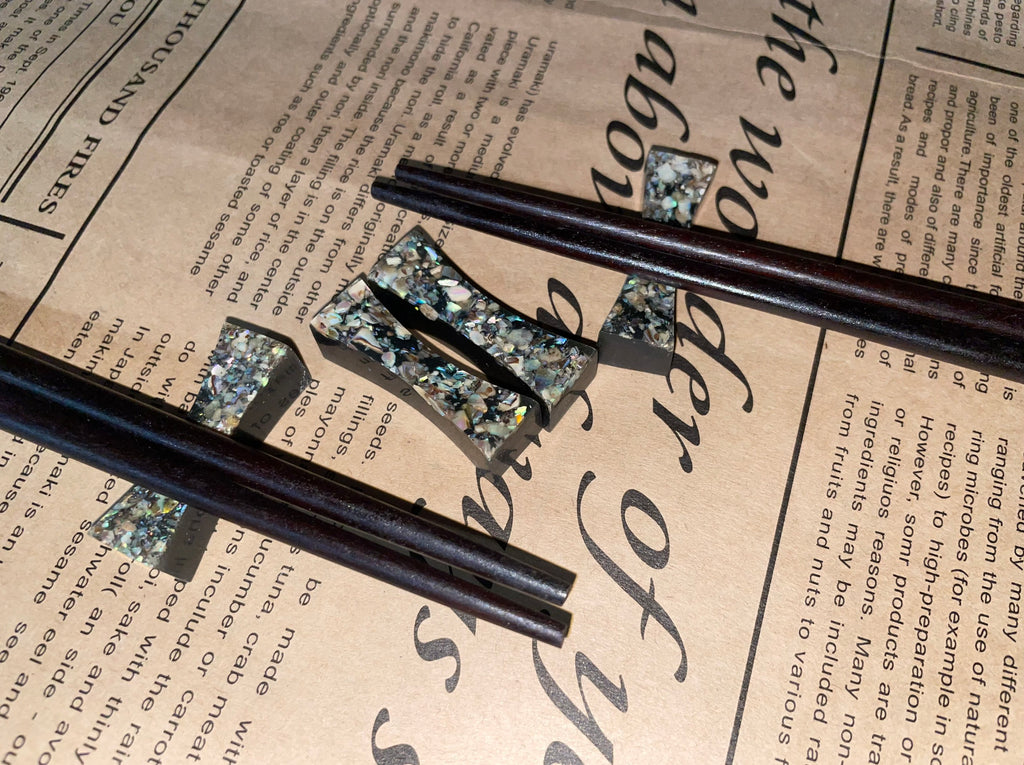 Set of 10 Resin Mother of Pearl Seashells Chopstick Spoon Fork Rest Stand Holder