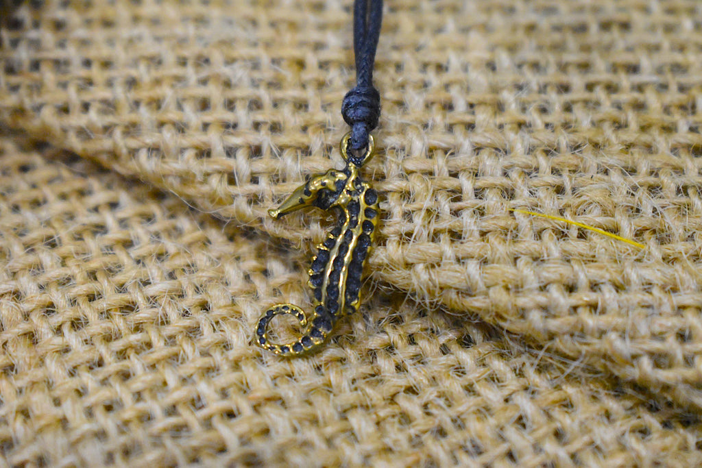 Sea Horse Handmade 92.5 Sterling Silver Pewter Brass Necklace Pendant Jewelry