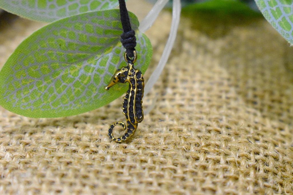 Sea Horse Handmade 92.5 Sterling Silver Pewter Brass Necklace Pendant Jewelry