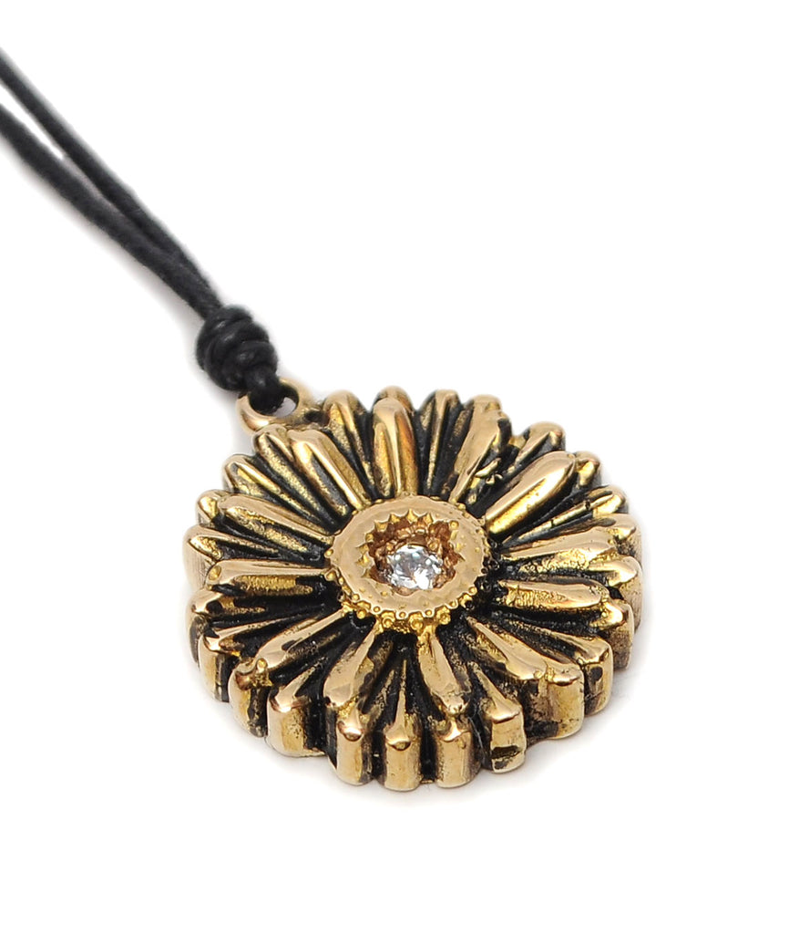 Daisy Flower Gold Brass Charm Necklace Pendant Jewelry