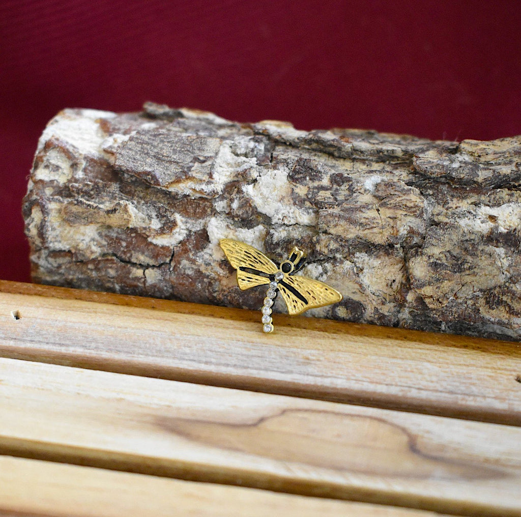 Lovely Dragonfly Gold Brass Charm Necklace Pendant Jewelry