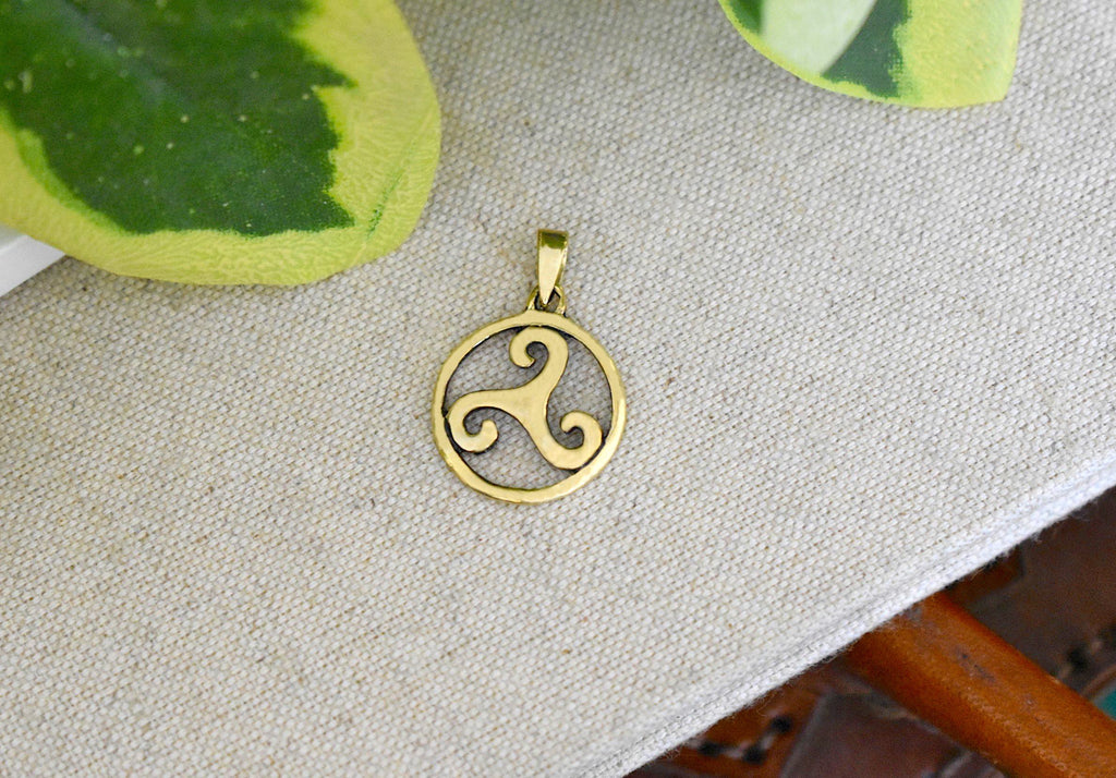 Trilogy Triquetra Wave 92.5 Sterling Silver Gold Brass Necklace Pendant Jewelry