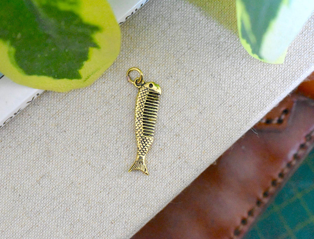 Fish Skeleton Comb 92.5 Sterling Silver Brass Charm Necklace Pendant Jewelry