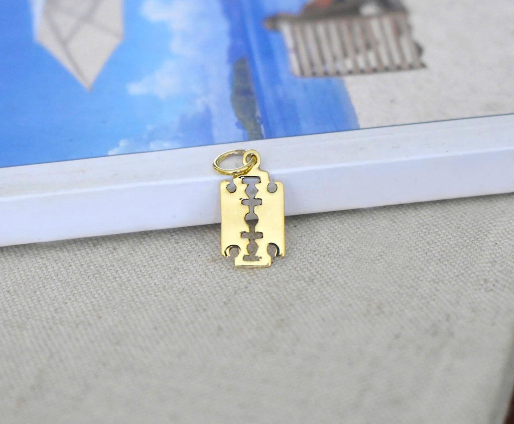 Razor Steam Punk Emo Gothic Sterling Silver Brass Pewter Necklace Pendant Jewelry