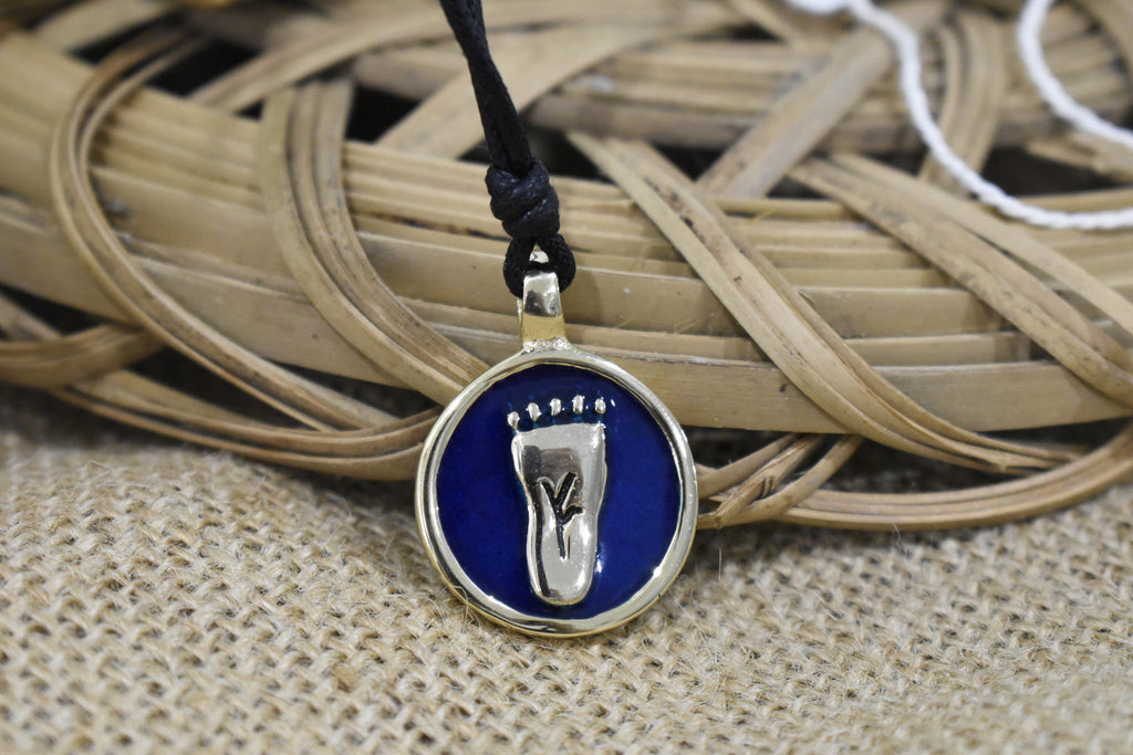 Baby Foot Feet Golden Brass Charm Necklace Pendant Jewelry