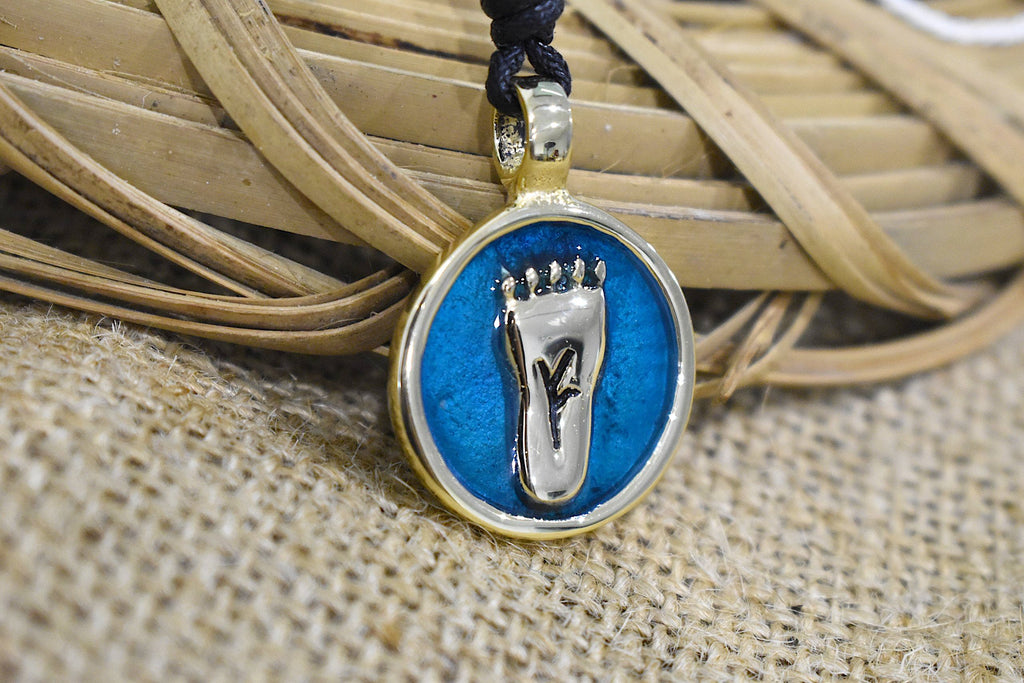 Baby Foot Feet Golden Brass Charm Necklace Pendant Jewelry