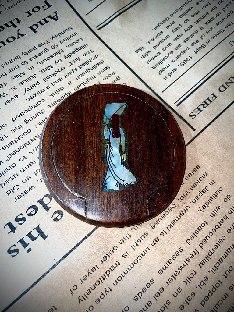 Mini Handcrafted Wooden Retro Round Mirror Makeup Mirror for Women Girls Travel Daily Use