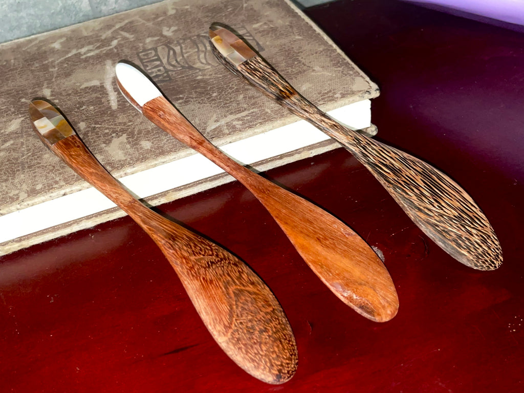 Handcrafted Butter Cream Knife Wooden Spreader Spatula With Mother of Pearl