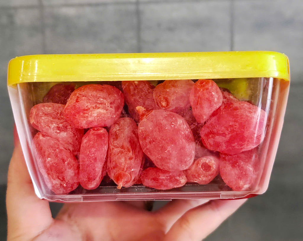 Phuong Soat Dried Candied Fruit Box With Variety Flavours Sau Gion, Peach & Plums with Ginger 300g Mứt Đào Non Đỏ, Mận xào gừng, sấu giòn