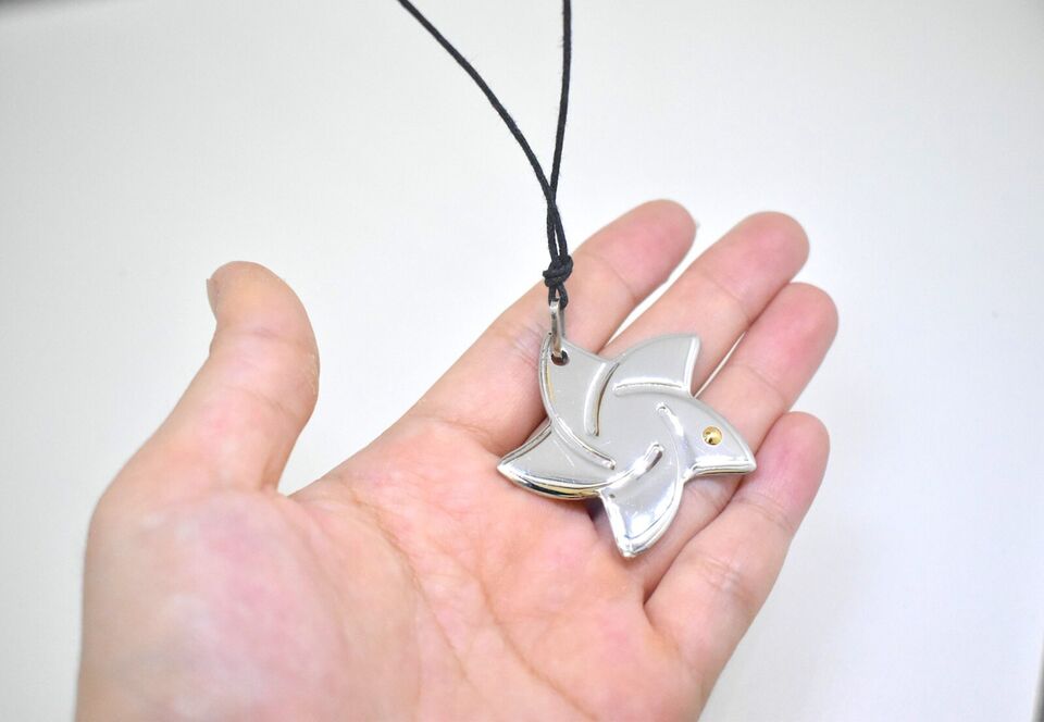 Lovely Flower Star Stainless Steel & 18K Gold Necklace Pendant Jewelry