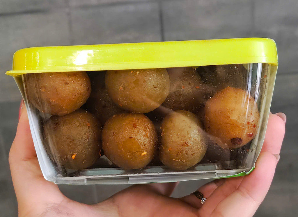 Phuong Soat Dried Candied Fruit Box With Variety Flavours Sau Gion, Peach & Plums with Ginger 300g Mứt Đào Non Đỏ, Mận xào gừng, sấu giòn