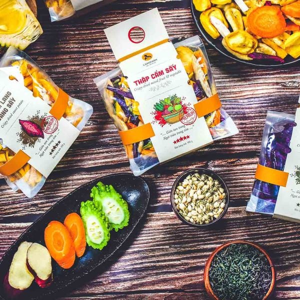 L'angfarm Langfarm Natural Organic Dried Mixed Vegetables Snack Crunchy Chip 400g