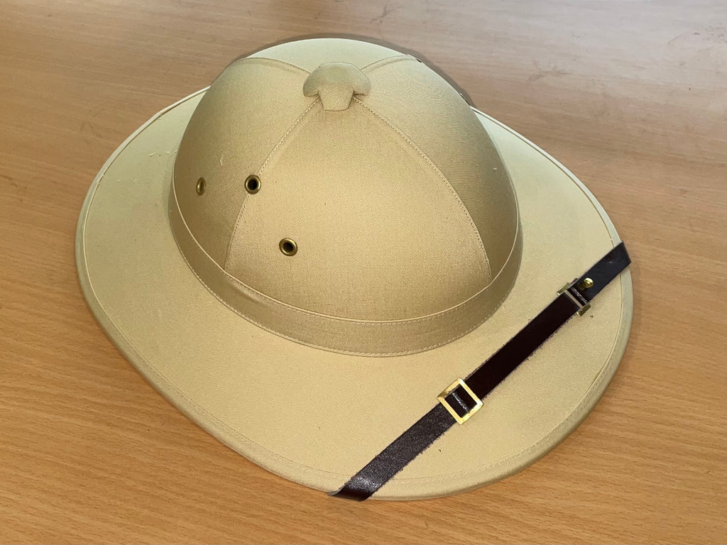 Vietnamese Army Non Coi Vintage Historical Wide-Brimmed Hat: Durable, Waterproof, and Timeless