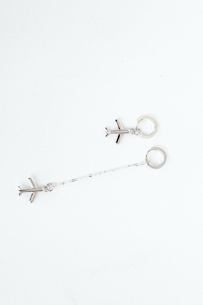 Silver earrings with airplanes, 925 sterling silver, Dangle Drop Earring, Asymmetrical earrings, Traveler's Talisman