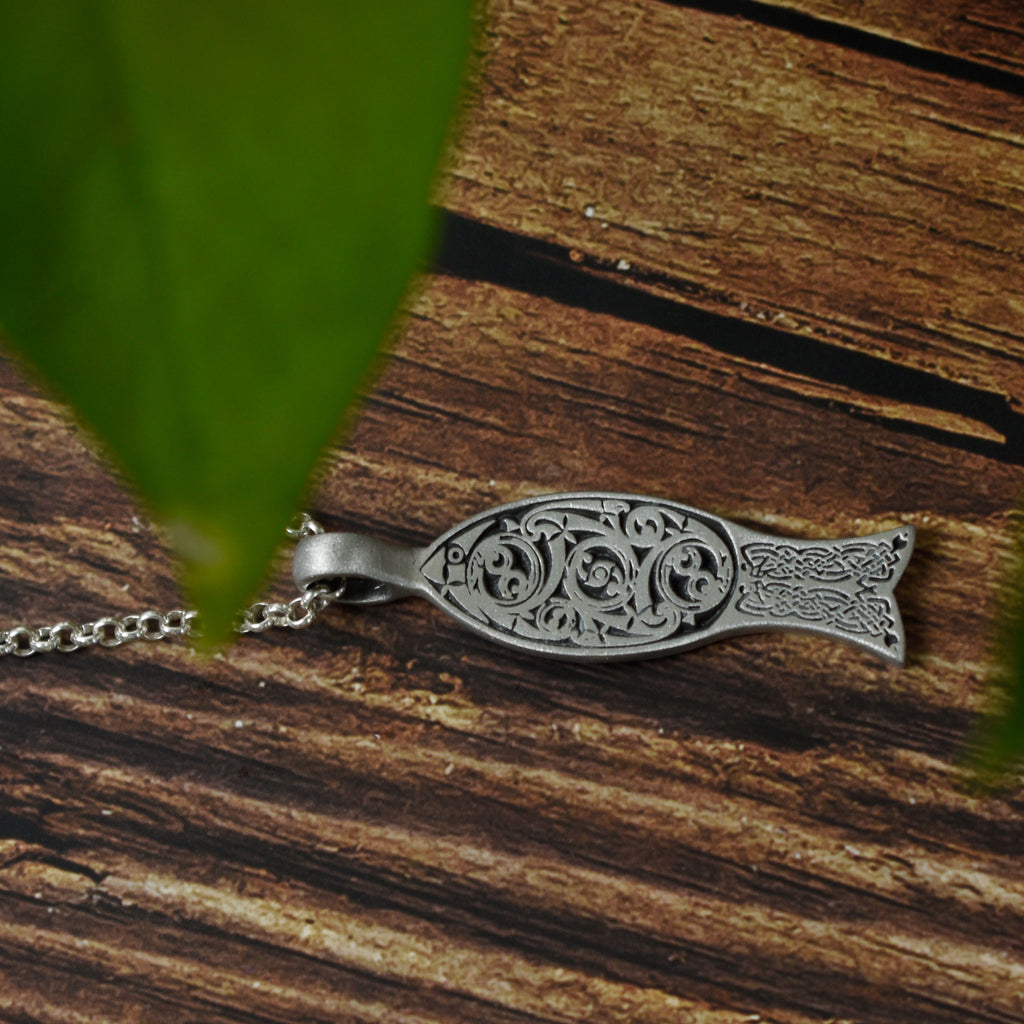 Stylish Celtic Fish Silver Pewter Charm Necklace Pendant Jewelry