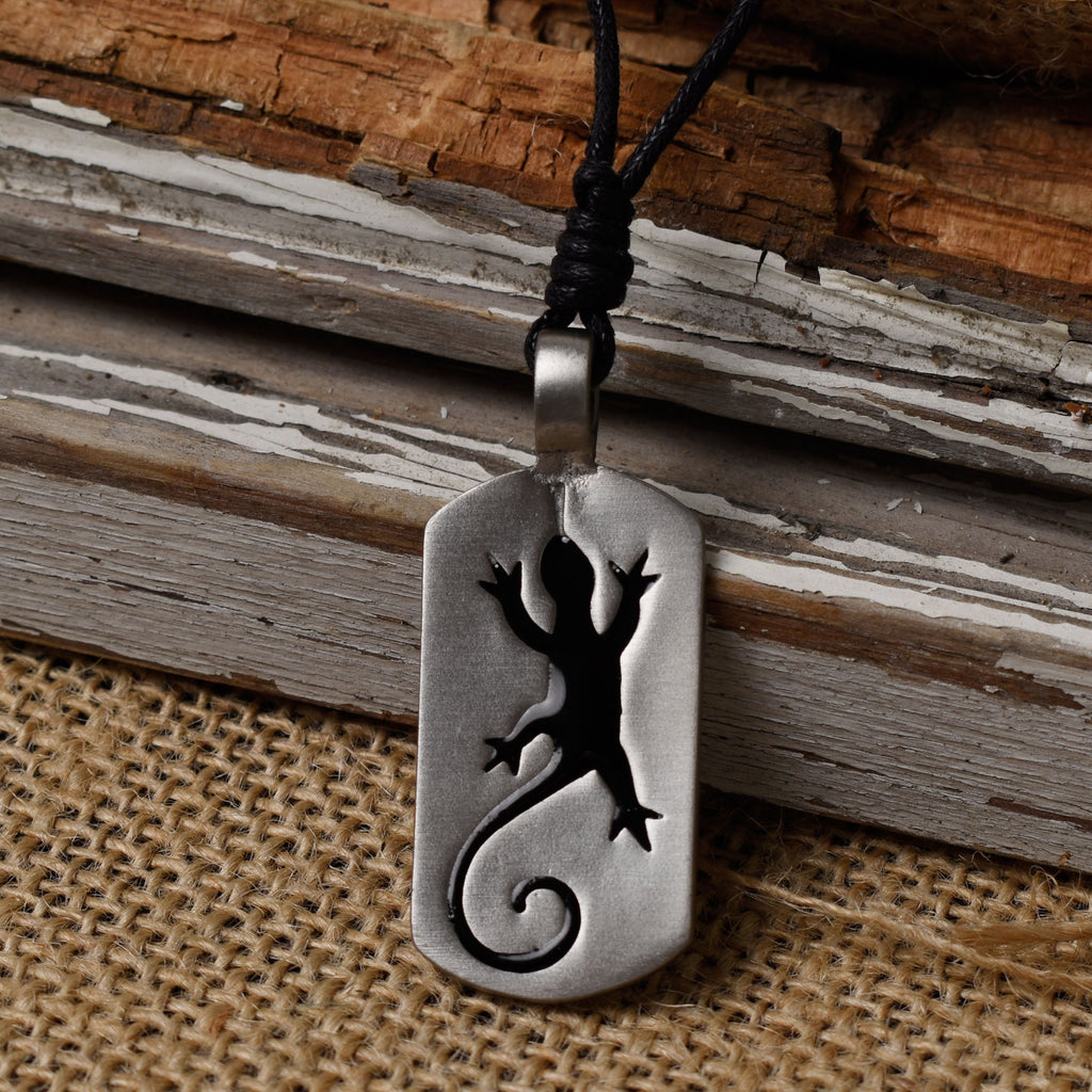 Lizard Maori Art Silver Pewter Charm Necklace Pendant Jewelry