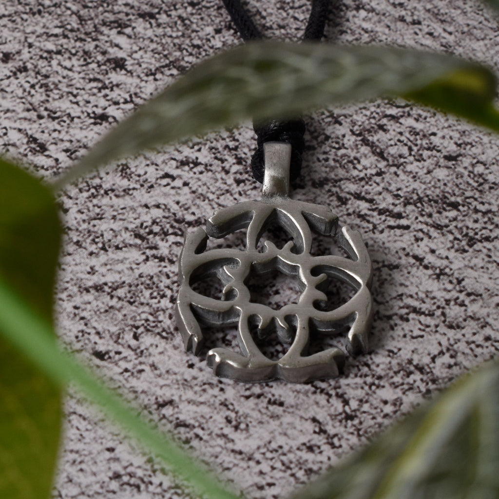 Pattern Silver Pewter Charm Necklace Pendant Jewelry