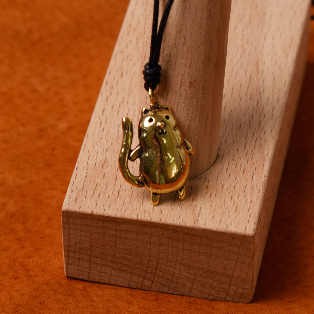 Smiling Chubby Cat Size M & S Silver Pewter Gold Brass Necklace Pendant Jewelry