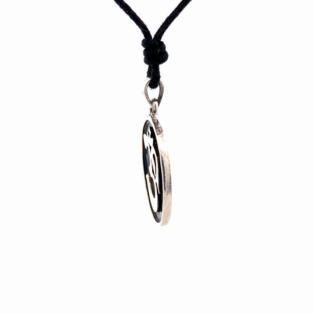 Fashionable Om Ohm Silver Pewter Charm Necklace Pendant Jewelry With Cotton Cord