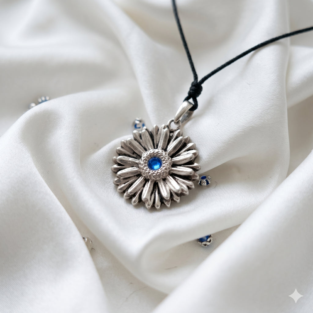Daisy Flower 92.5 Sterling Silver  Brass Charm Necklace Pendant Jewelry