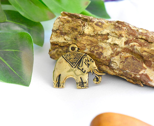 Vintage Elephant Handmade Gold Brass Charm Necklace Pendant Jewelry