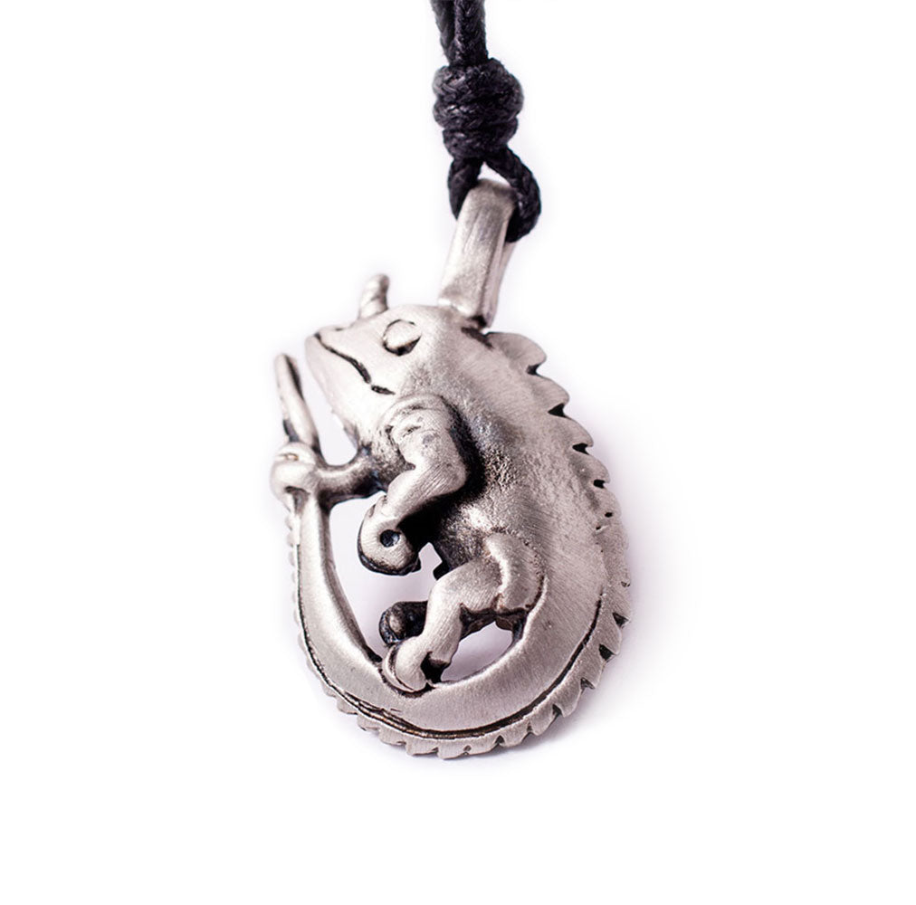 Chameleon Silver Pewter Charm Necklace Pendant Jewelry
