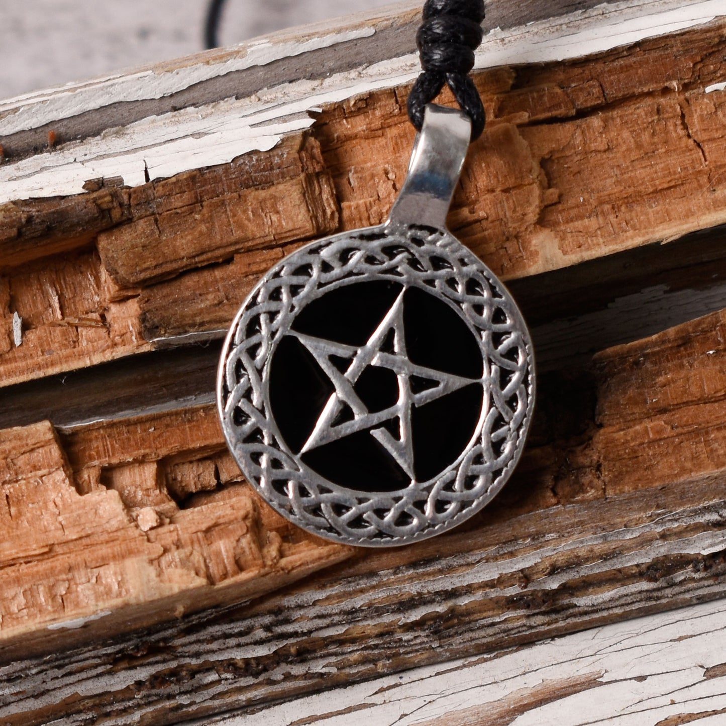 Stylish Pentagram Star Silver Pewter Charm Necklace Pendant Jewelry