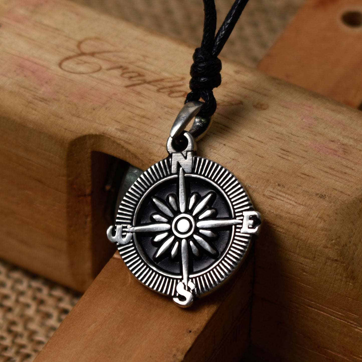 New Compass Explorer Silver Pewter Gold Brass Charm Necklace Pendant Jewelry
