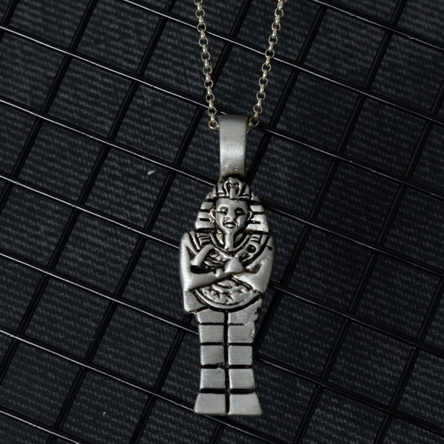 Egyptian Pharaoh King Silver Pewter Charm Necklace Pendant Jewelry