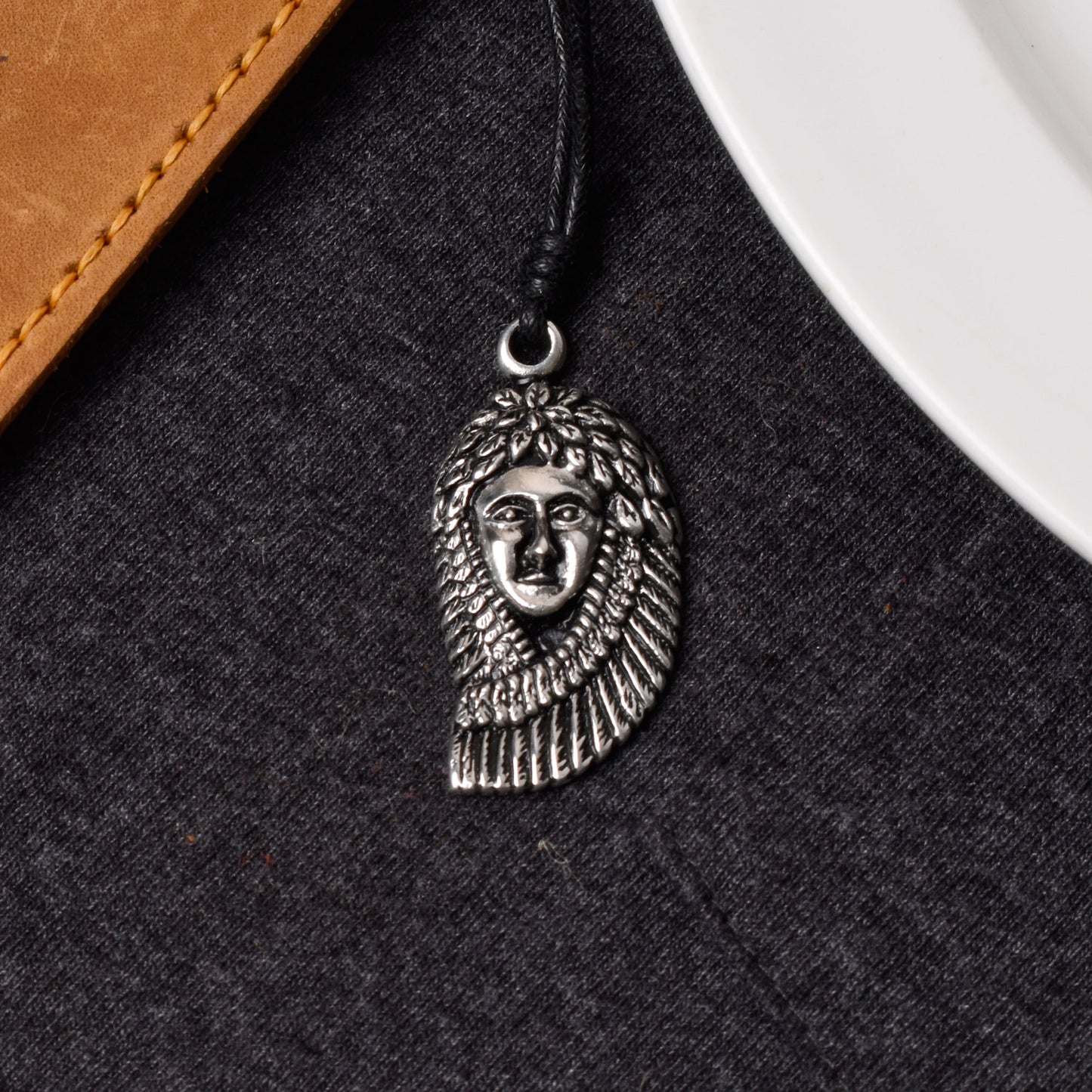 Indian Head Native American Silver Pewter Gold Brass Necklace Pendant Jewelry