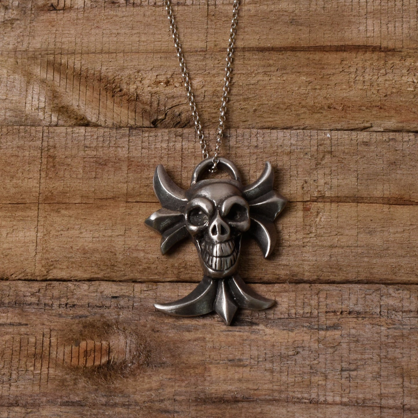 Gothic Skull Cross Silver Pewter Charm Necklace Pendant Jewelry