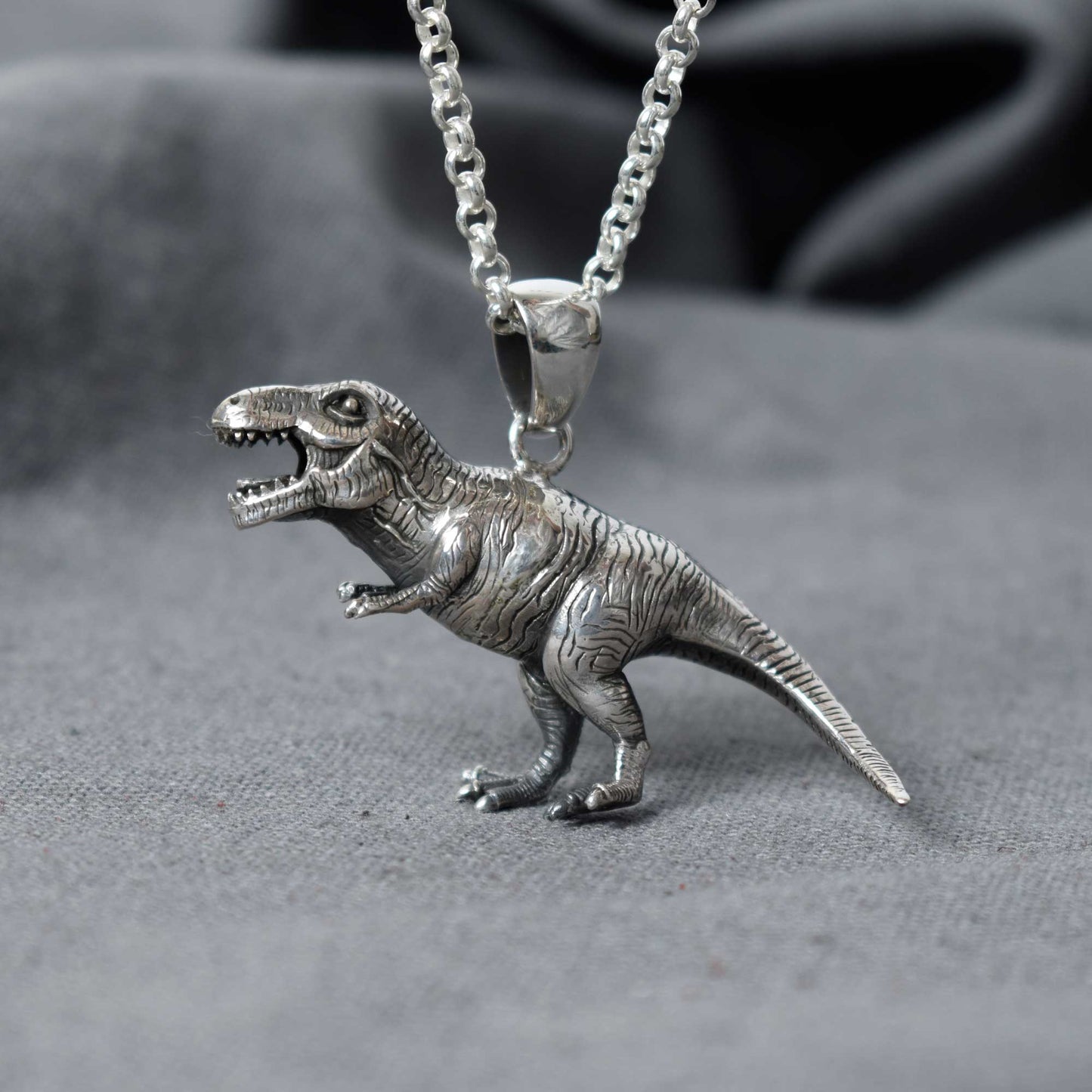 Tyrannosaurus Rex T-Rex 925 Sterling Silver Charm Necklace Pendant Jewelry