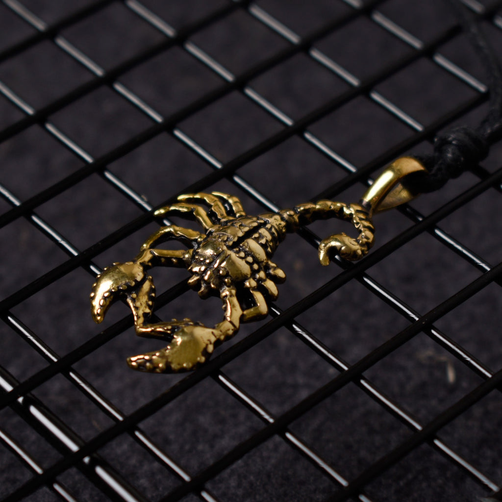 Stylish Scorpion Handmade Silver Pewter Brass Necklace Pendant Jewelry
